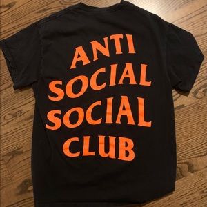 ASSC X UNDEFEATED “PARANOID” T-SHIRT